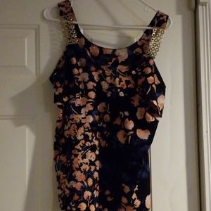 Adorable womens sleeveless top